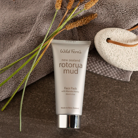Wild Ferns New Zealand Rotorua Mud Face Pack with Manuka Honey 95ml